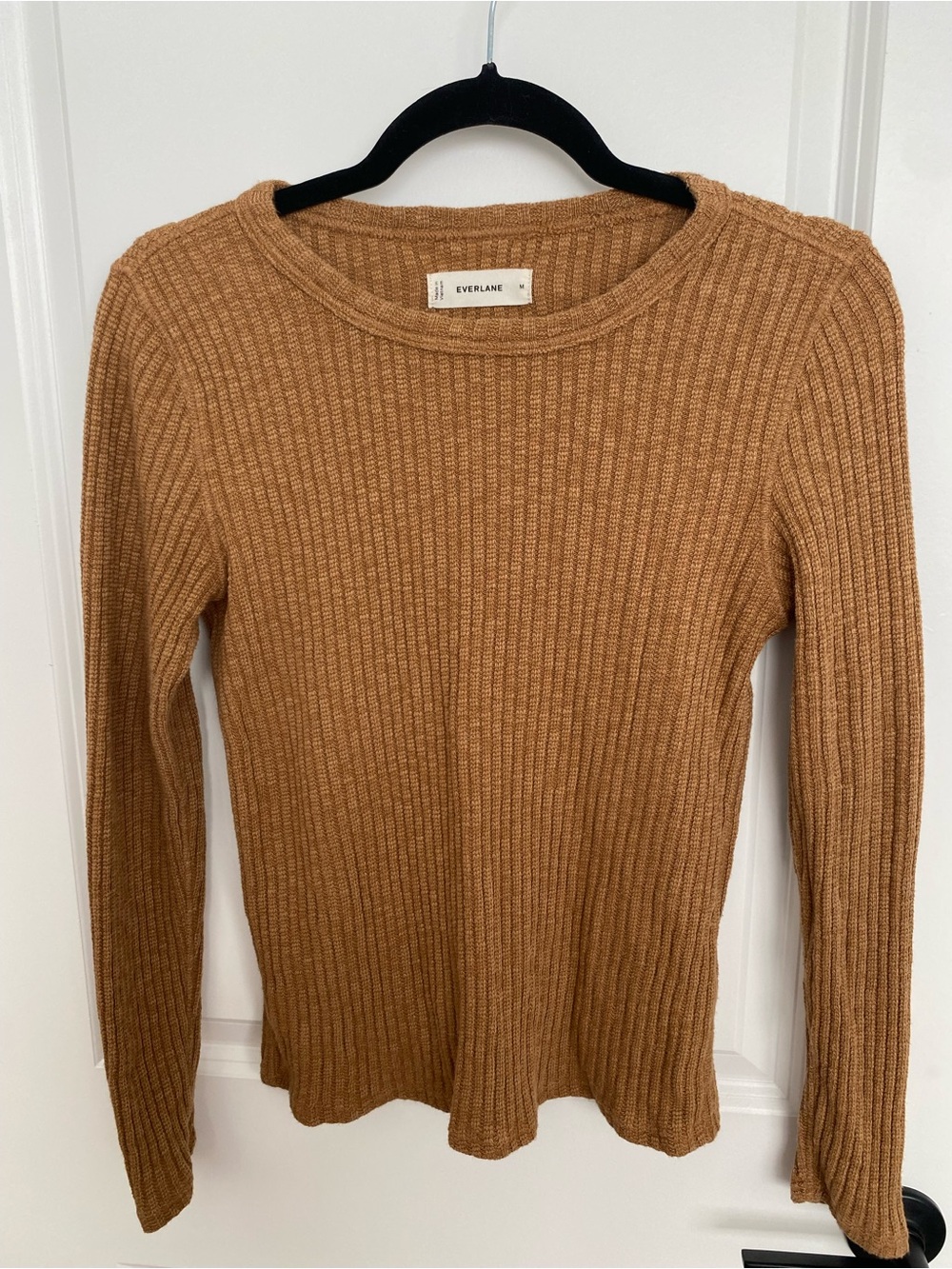 Everlane THE COZY RIB LONG-SLEEVE TEE — Camel